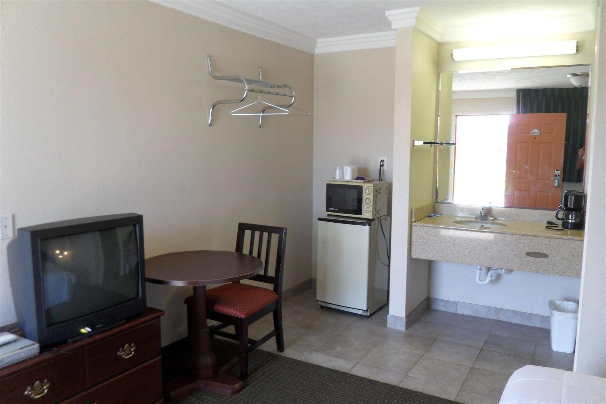 Deluxe Inn Motel Lac Charles Extérieur photo
